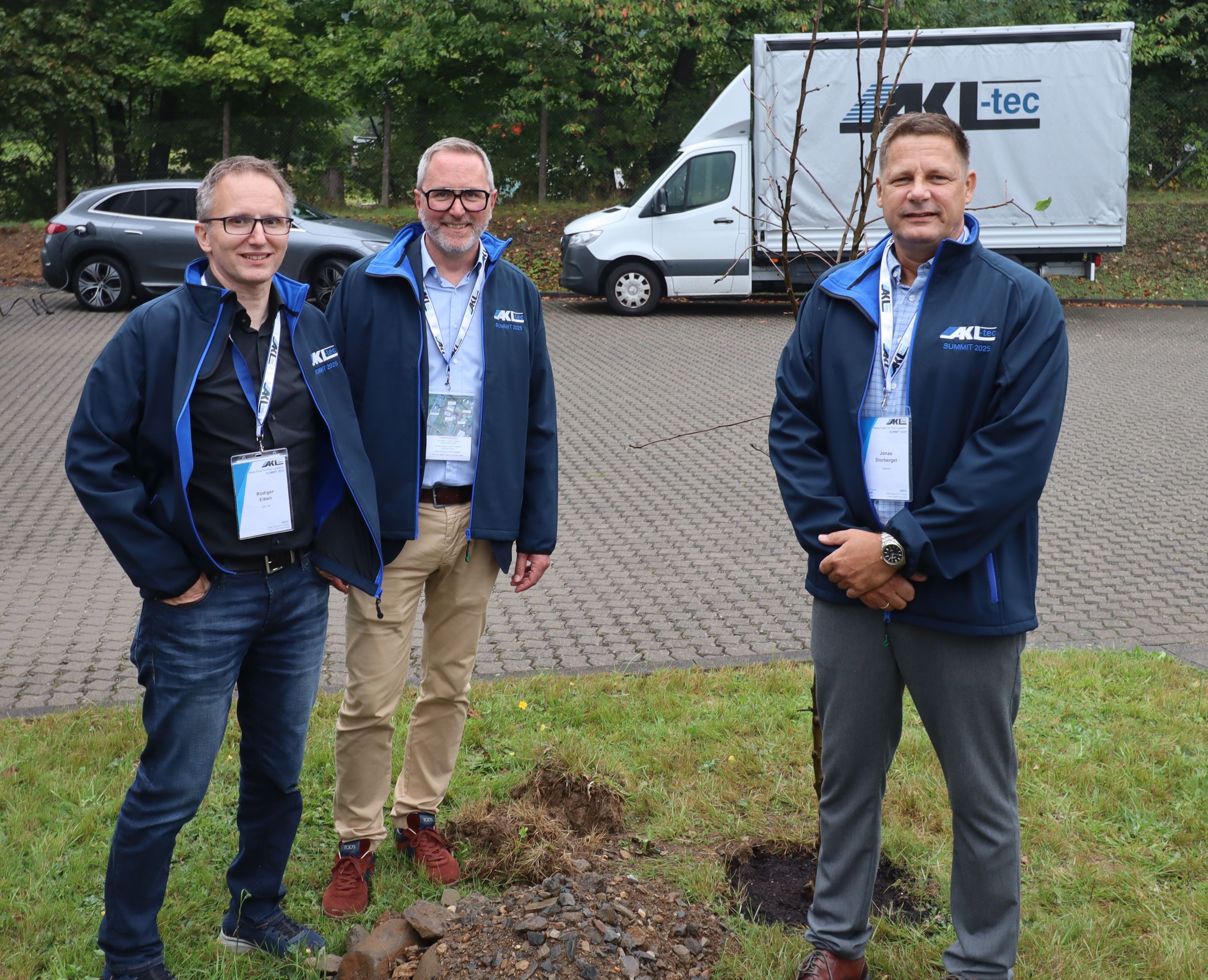 Ein Partnerbaum ist ein Symbol für gewachsene Beziehungen, gemeinsame Werte und nachhaltiges Vertrauen.